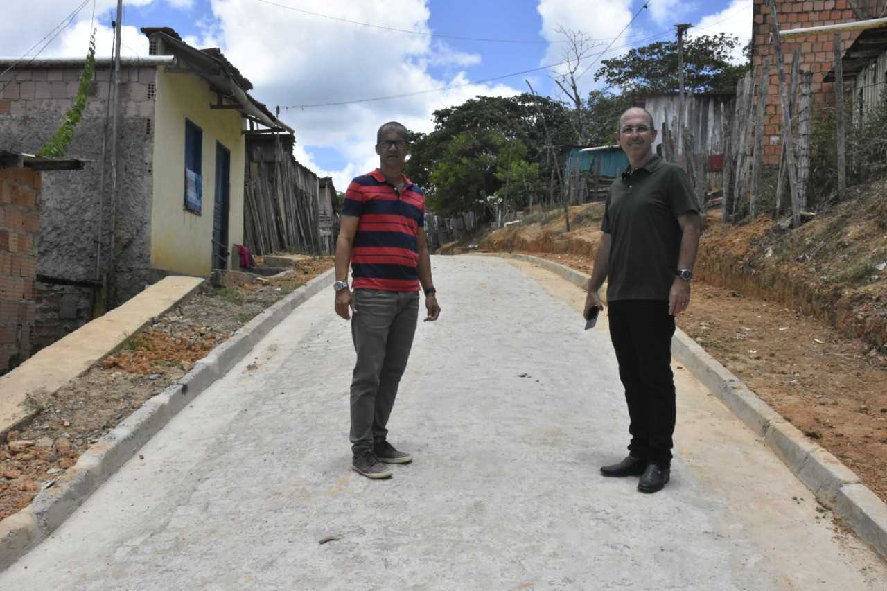 Camacã: Mais ruas calçadas em fase de conclusão na Cidade Alta no Bairro Paulo Jaquisson